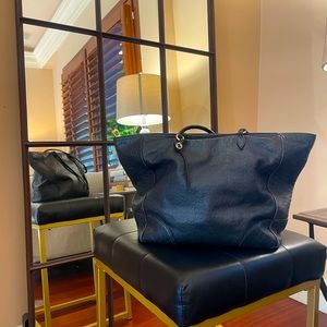 GUCCI Bree Guccisima Leather Tote